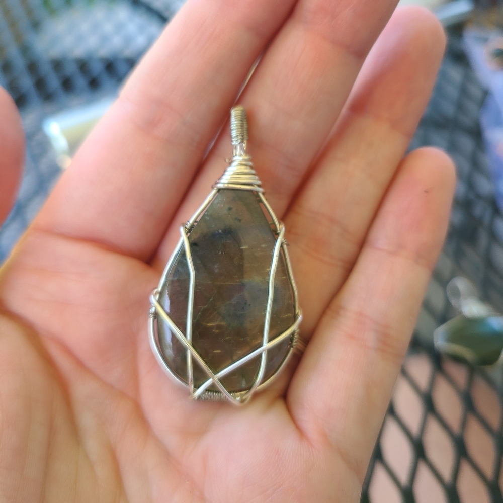 Hand wrapped wire labradorite pendant